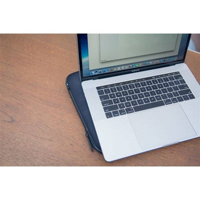 Funda Incase Classic Negro para MacBook 11''