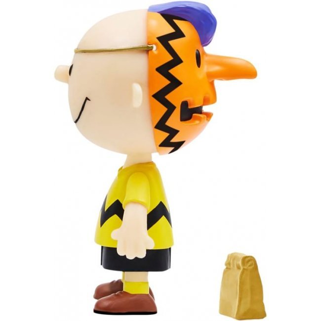 Figura Super7 Snoopy Charlie Brorwn Máscara de Halloween 10cm